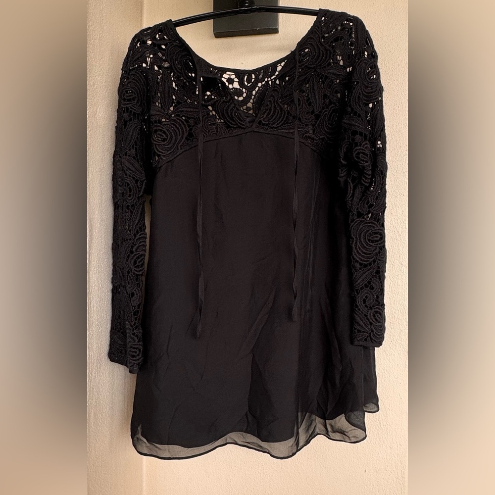 Hoss Intropia Women Black Designer Layered Blouse with Lace Accent EU 38; US 6/8